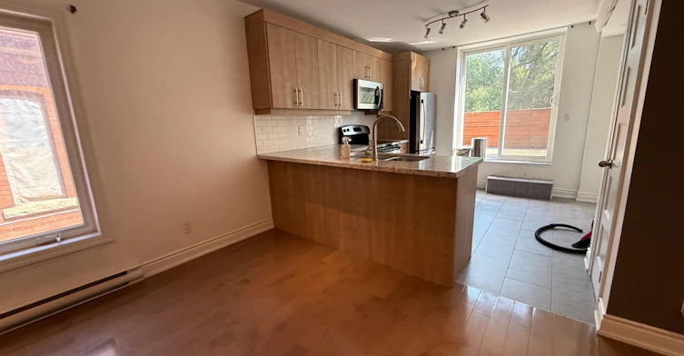 2F and 3F-7 Lansdowne Avenue, Toronto, ON, M6K 2V7 - 10
