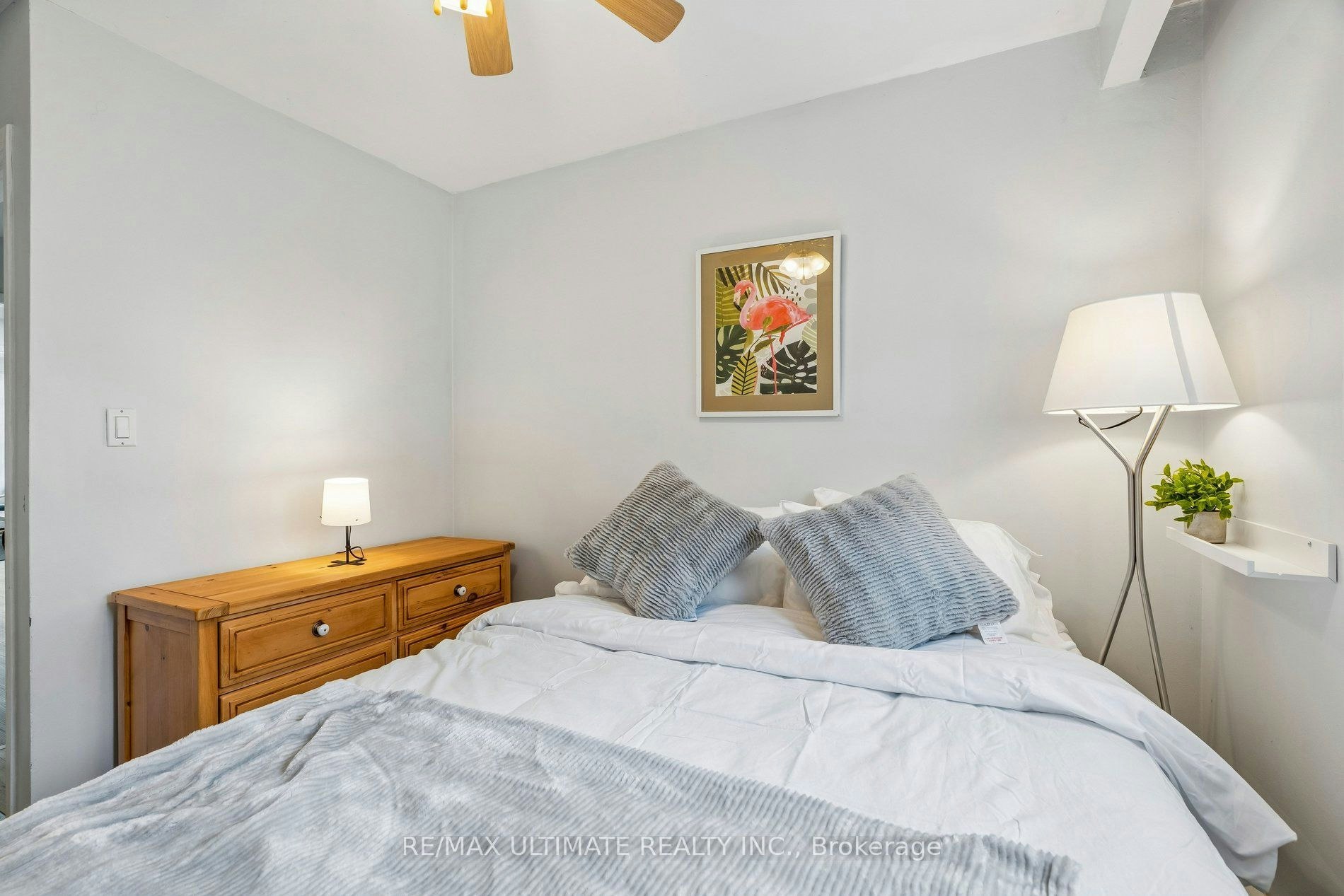 1-213 Close Avenue, Toronto, ON, M6K 2V6 - 16