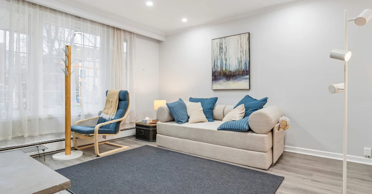 1-213 Close Avenue, Toronto, ON, M6K 2V6 - 5