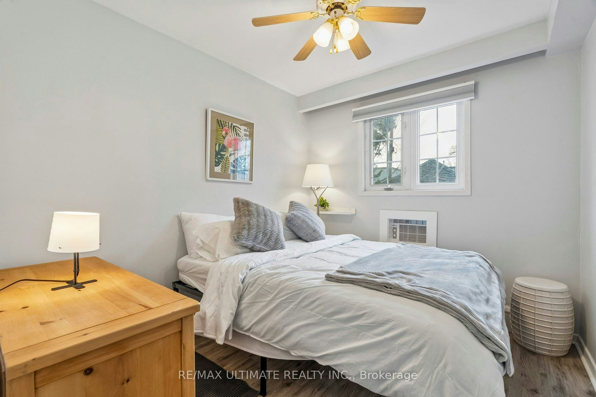 1-213 Close Avenue, Toronto, ON, M6K 2V6 - 15