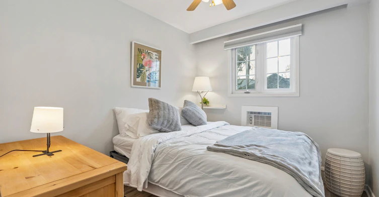 1-213 Close Avenue, Toronto, ON, M6K 2V6 - 15
