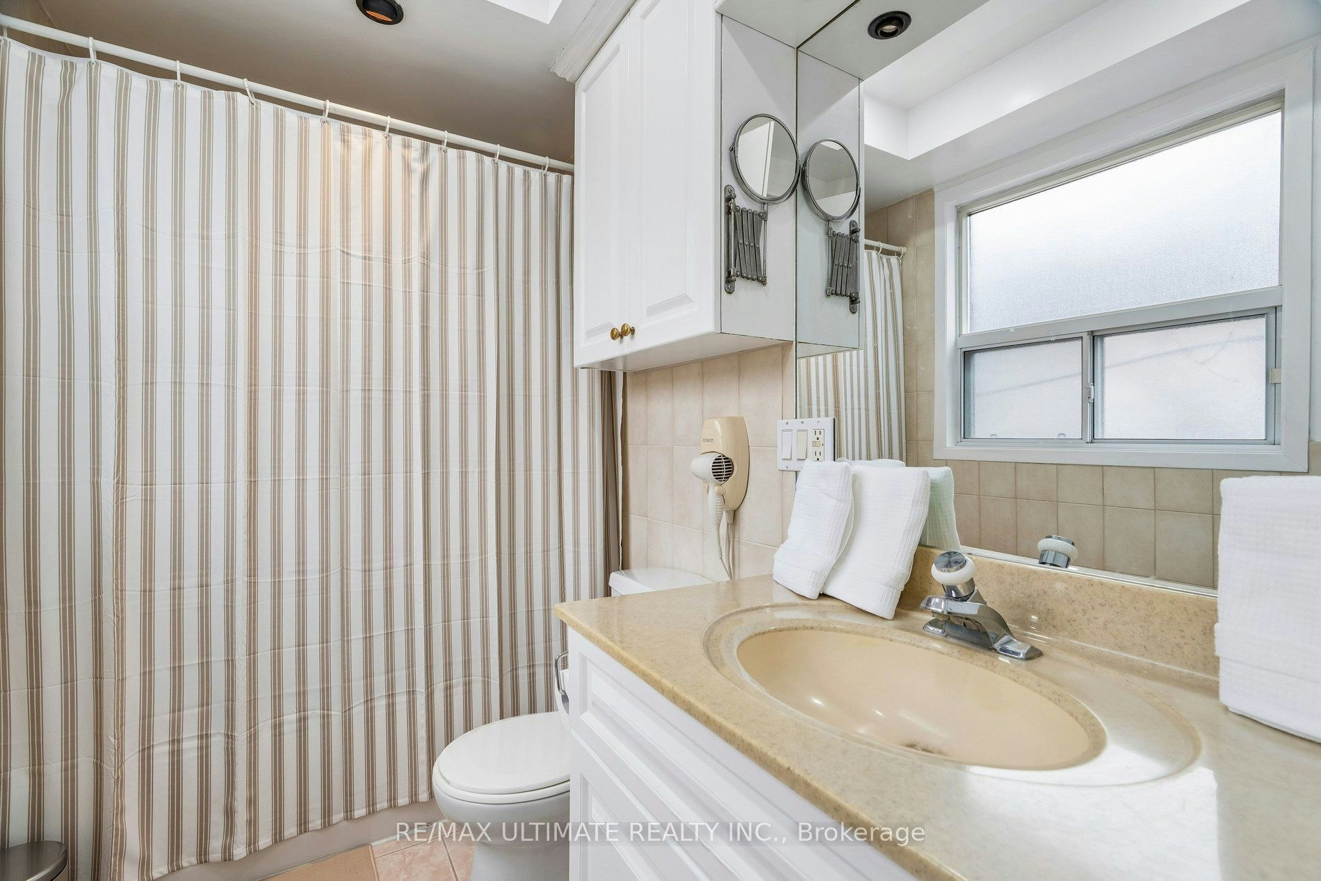 1-213 Close Avenue, Toronto, ON, M6K 2V6 - 20