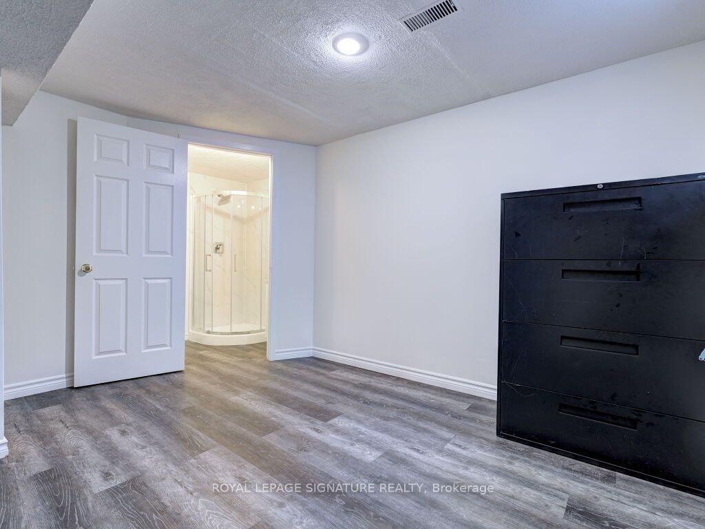 370 Hansen Road, Brampton, ON, L6V 3P7 - 6