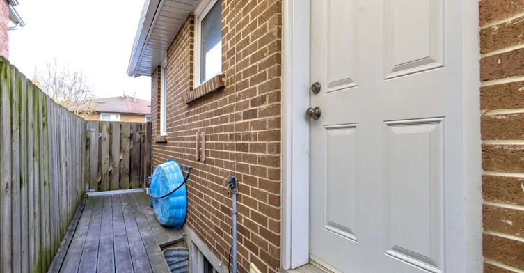 370 Hansen Road, Brampton, ON, L6V 3P7