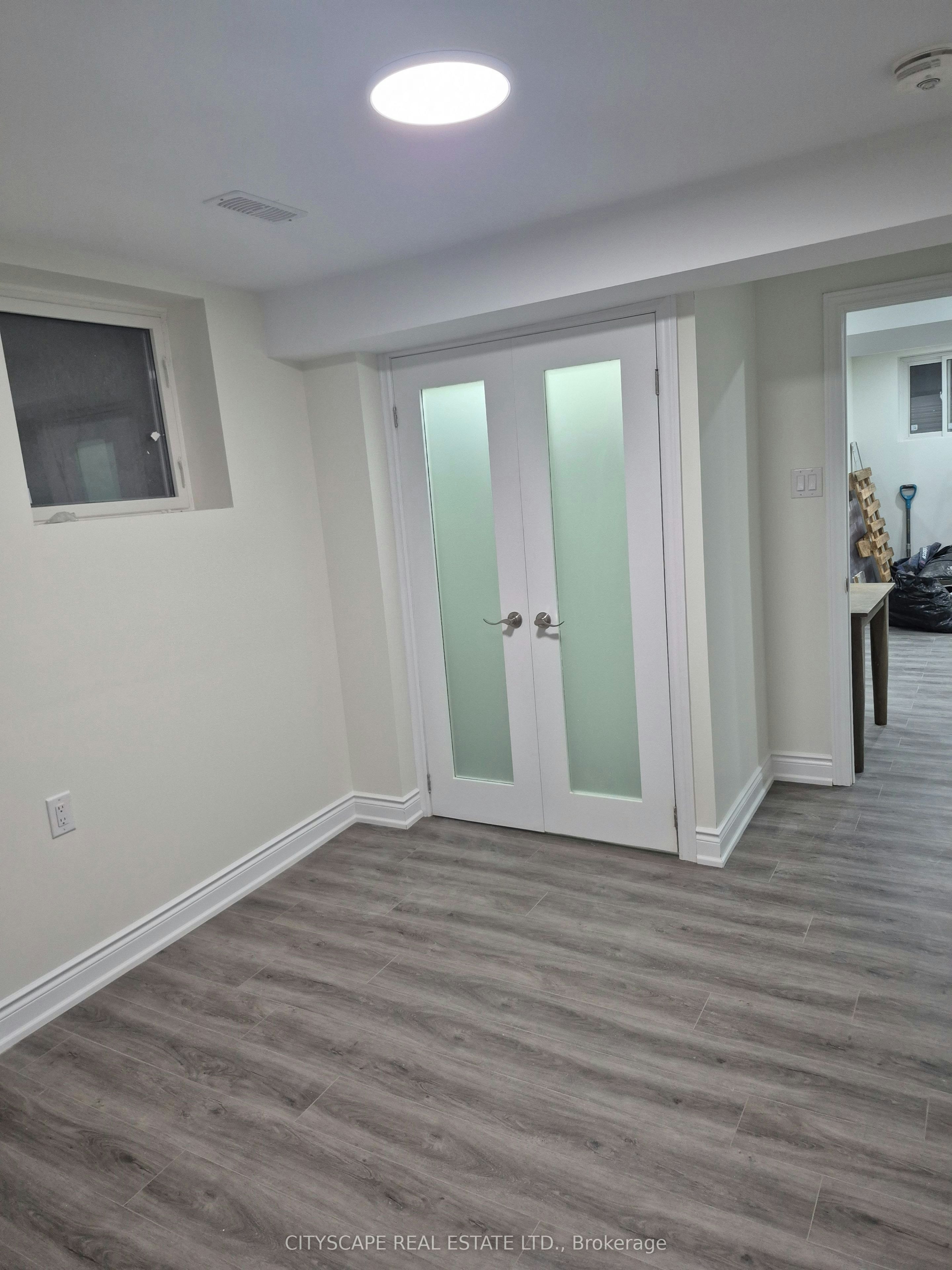 Bsmt-1667 Summergrove Crescent, Mississauga, ON, L5M 3Z6 - 4