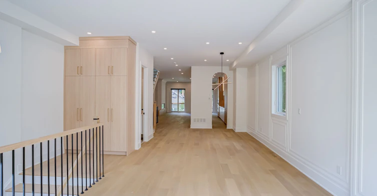 37 Wesley Avenue, Mississauga, ON, L5H 2M6 - 6