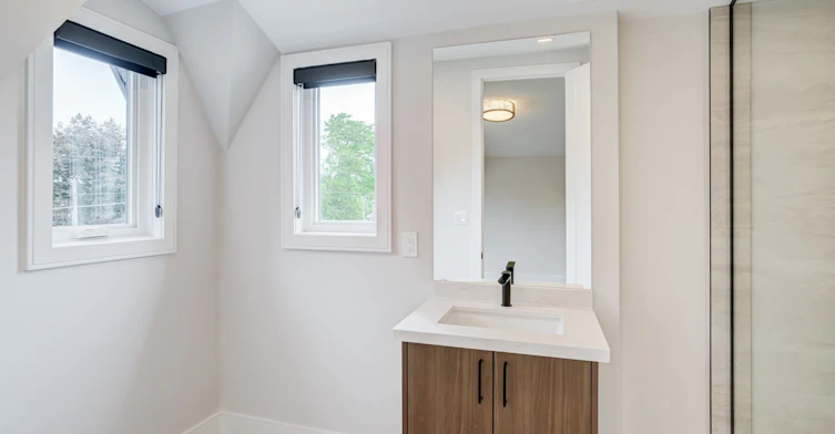37 Wesley Avenue, Mississauga, ON, L5H 2M6 - 39