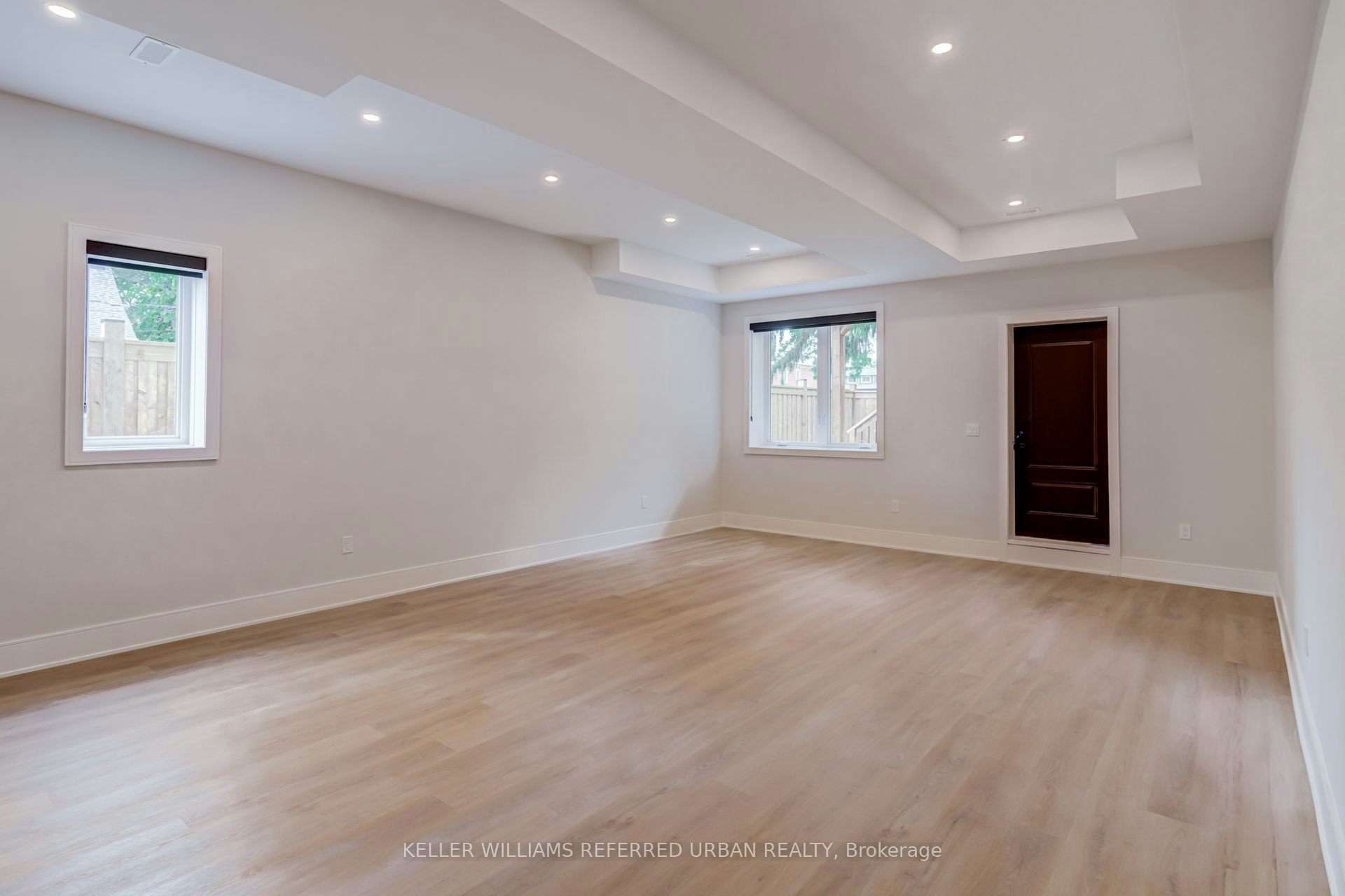 37 Wesley Avenue, Mississauga, ON, L5H 2M6 - 47