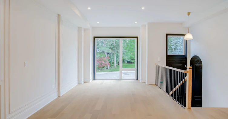 37 Wesley Avenue, Mississauga, ON, L5H 2M6 - 12