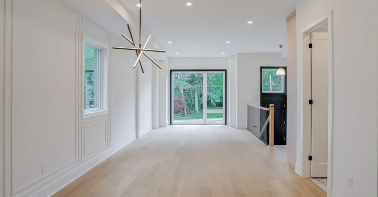 37 Wesley Avenue, Mississauga, ON, L5H 2M6 - 11