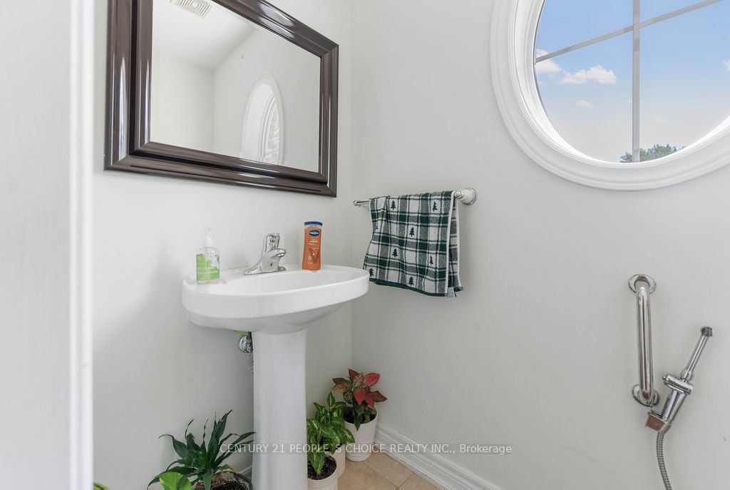 40-230 Paisley Boulevard W, Mississauga, ON, L5B 0C5 - 31