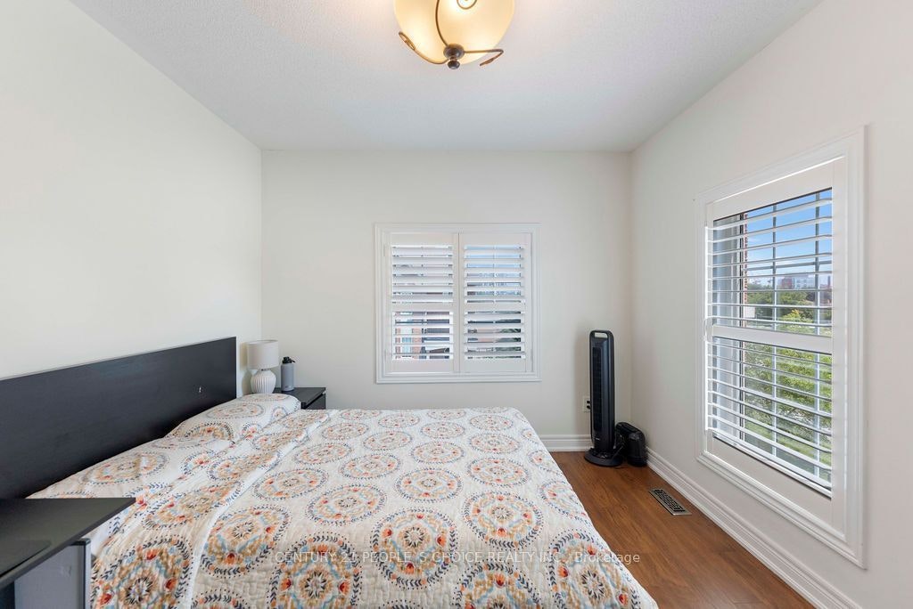 40-230 Paisley Boulevard W, Mississauga, ON, L5B 0C5 - 43