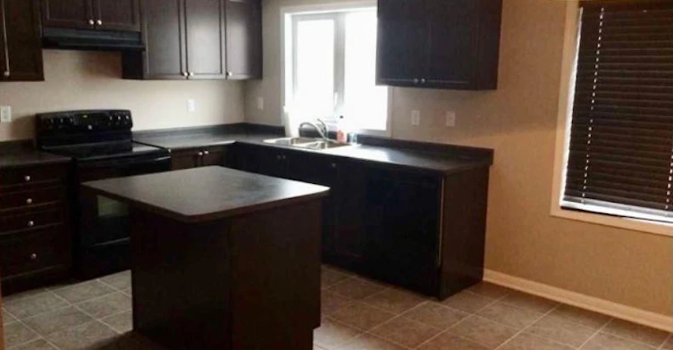 28 Donomore Drive, Brampton, ON, L7A 0S7 - 7