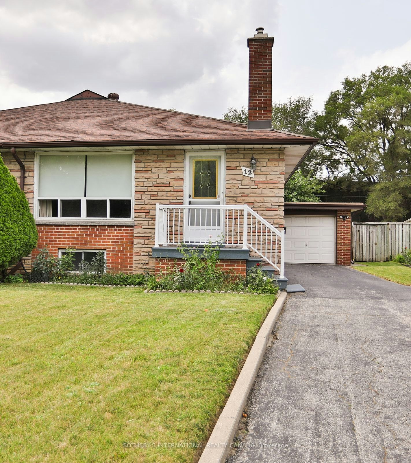 12 Waterbury Drive, Toronto, ON, M9R 3X6
