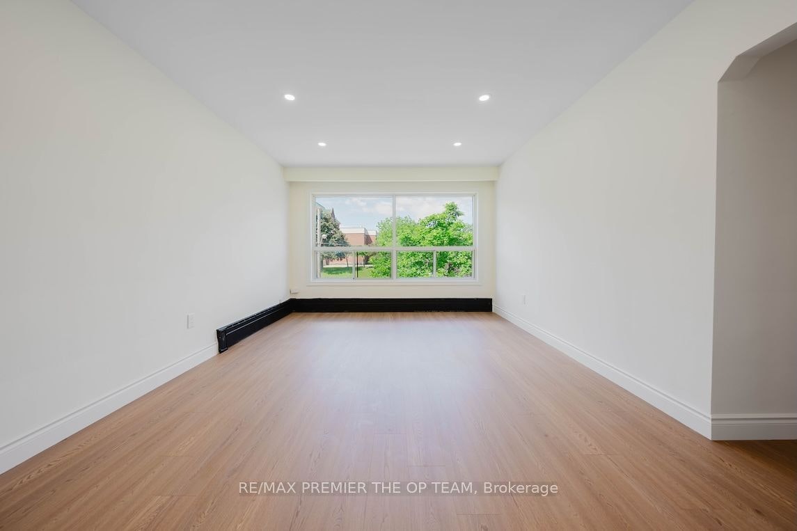 3-299 Quebec Avenue, Toronto, ON, M6P 2V2 - 7