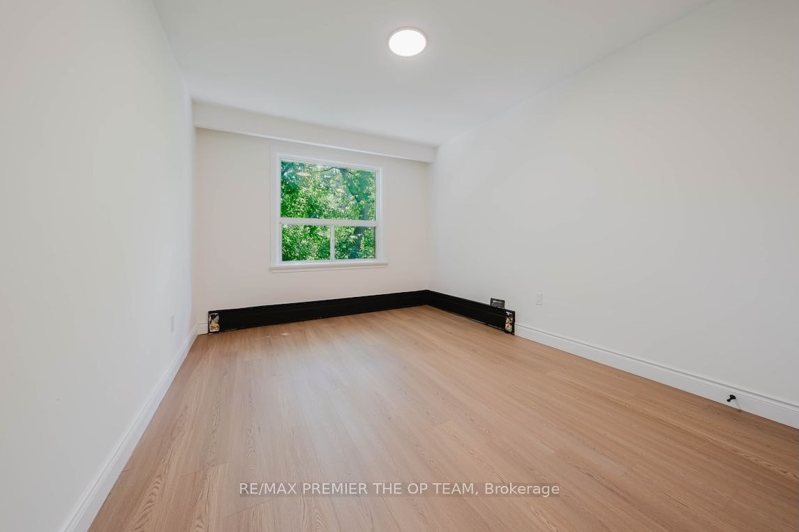 3-299 Quebec Avenue, Toronto, ON, M6P 2V2 - 18