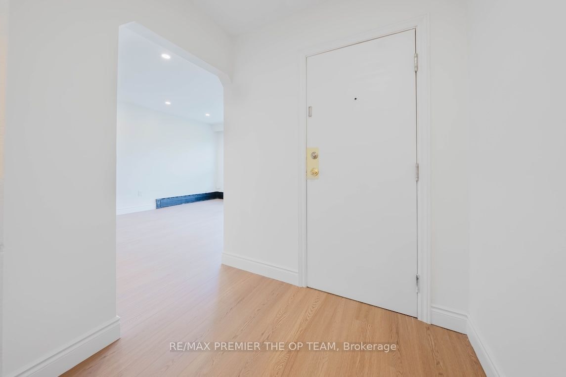 3-299 Quebec Avenue, Toronto, ON, M6P 2V2 - 6