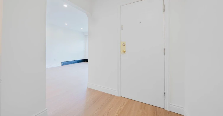 3-299 Quebec Avenue, Toronto, ON, M6P 2V2 - 6
