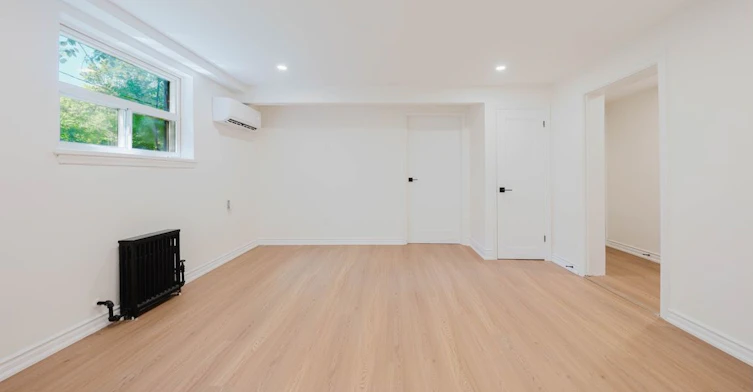 1-299 Quebec Avenue, Toronto, ON, M6P 2V2 - 10