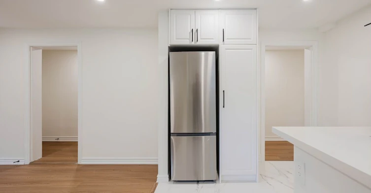 1-299 Quebec Avenue, Toronto, ON, M6P 2V2 - 9
