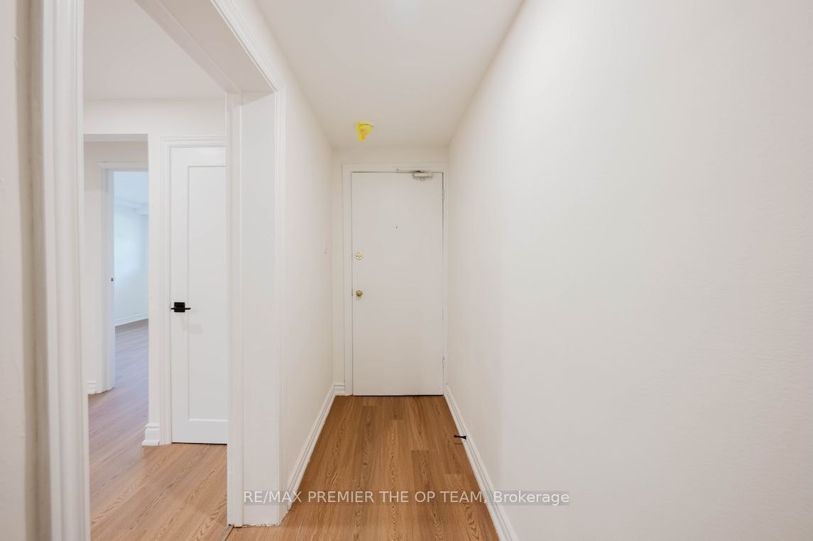 1-299 Quebec Avenue, Toronto, ON, M6P 2V2 - 4