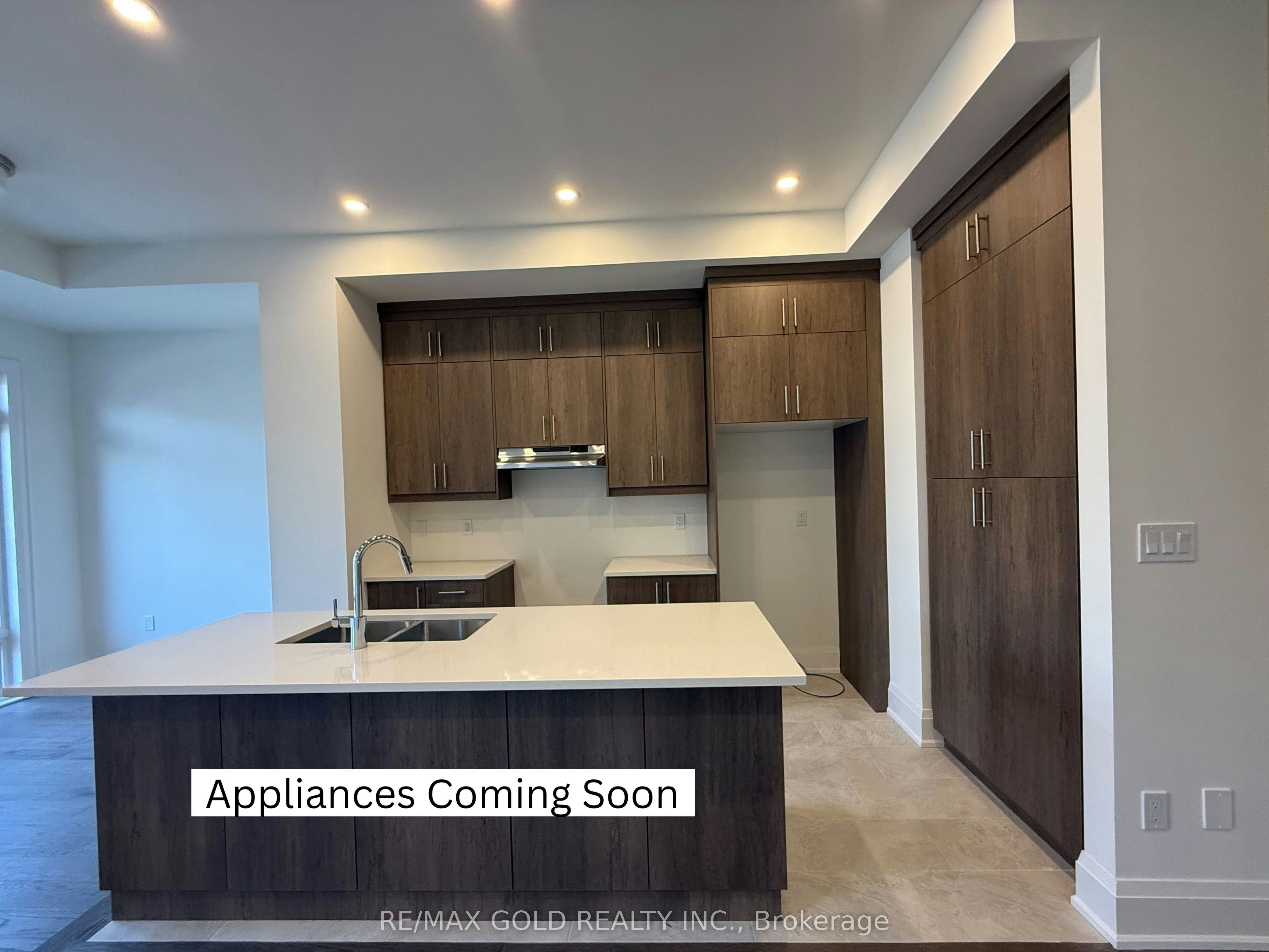 3314 Azam Way, Oakville, ON, L6M 5S6 - 4
