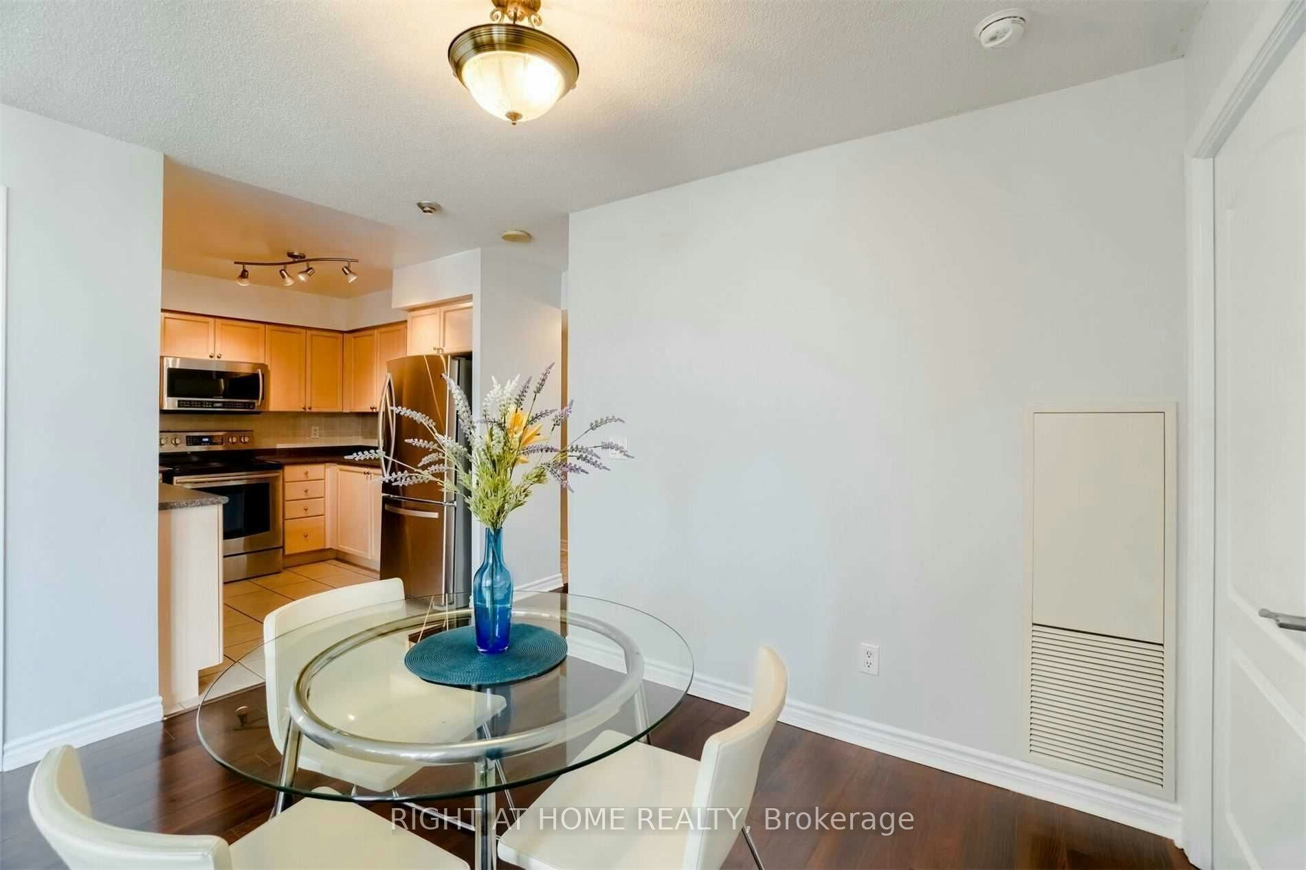 1505-4080 Living Arts Drive, Mississauga, ON, L5B 4N3 - 11