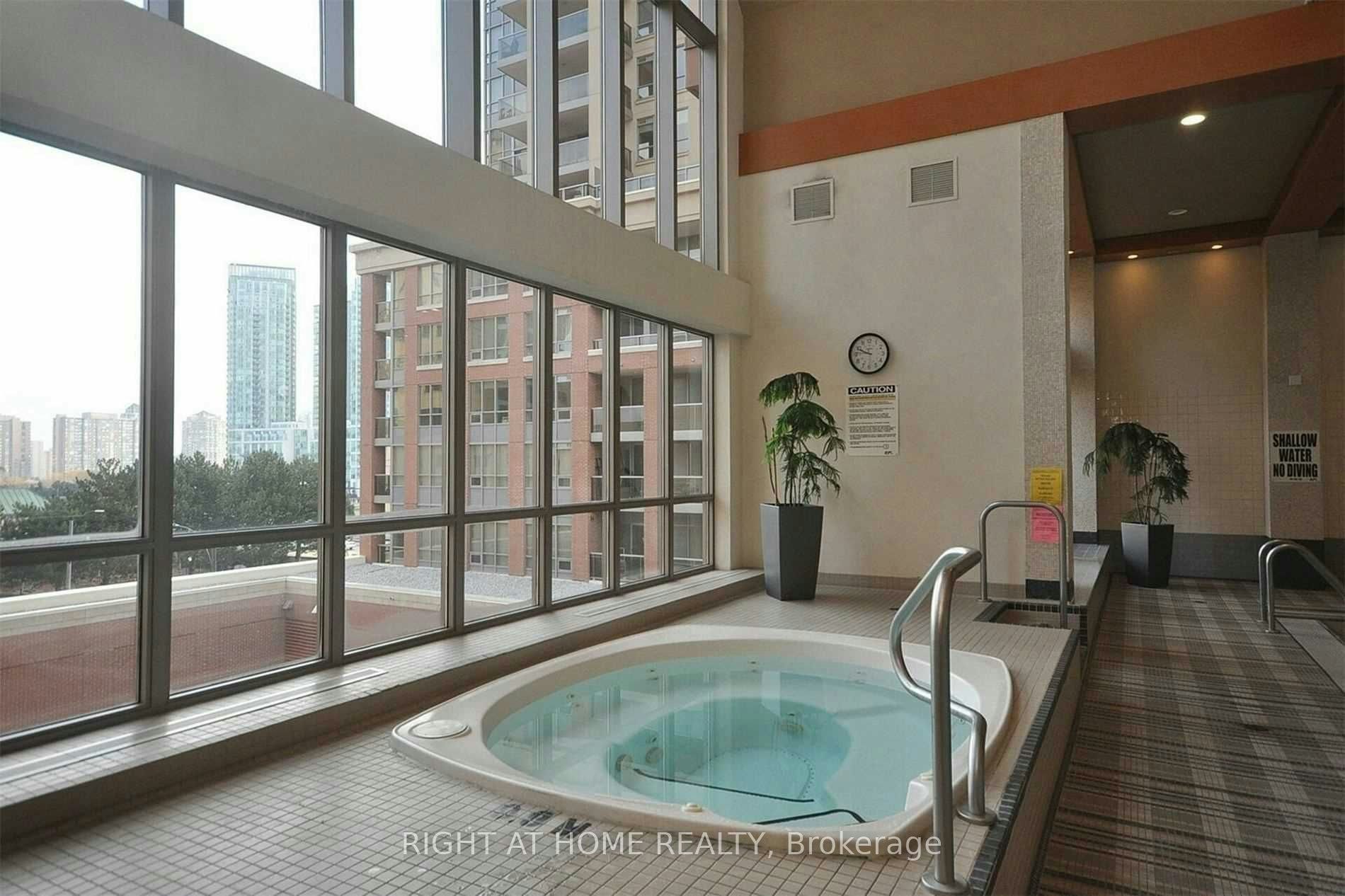 1505-4080 Living Arts Drive, Mississauga, ON, L5B 4N3 - 37