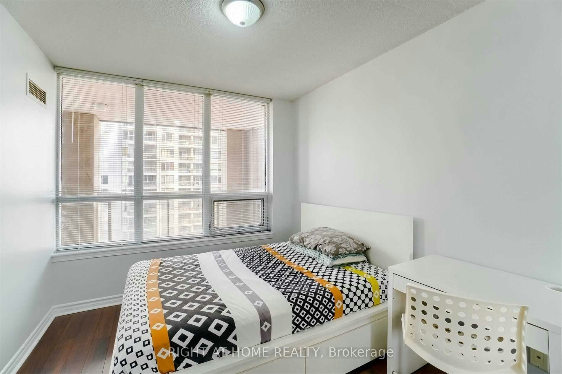 1505-4080 Living Arts Drive, Mississauga, ON, L5B 4N3 - 25