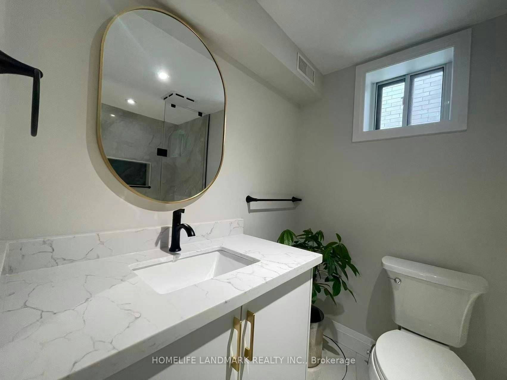 Unit 3-17 Rosemeade Avenue, Toronto, ON, M8Y 3A2 - 8