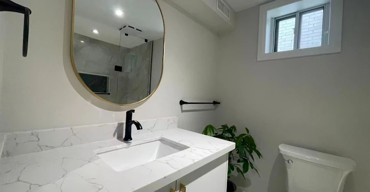 Unit 3-17 Rosemeade Avenue, Toronto, ON, M8Y 3A2 - 8