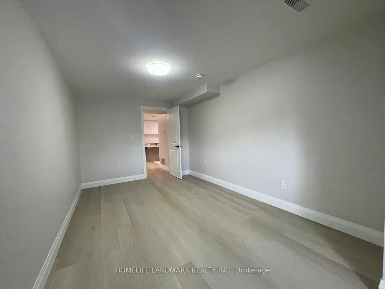 Unit 3-17 Rosemeade Avenue, Toronto, ON, M8Y 3A2 - 13