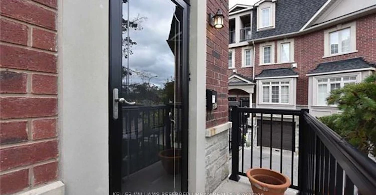 967 Kipling Avenue, Toronto, ON, M9B 3L3 - 12