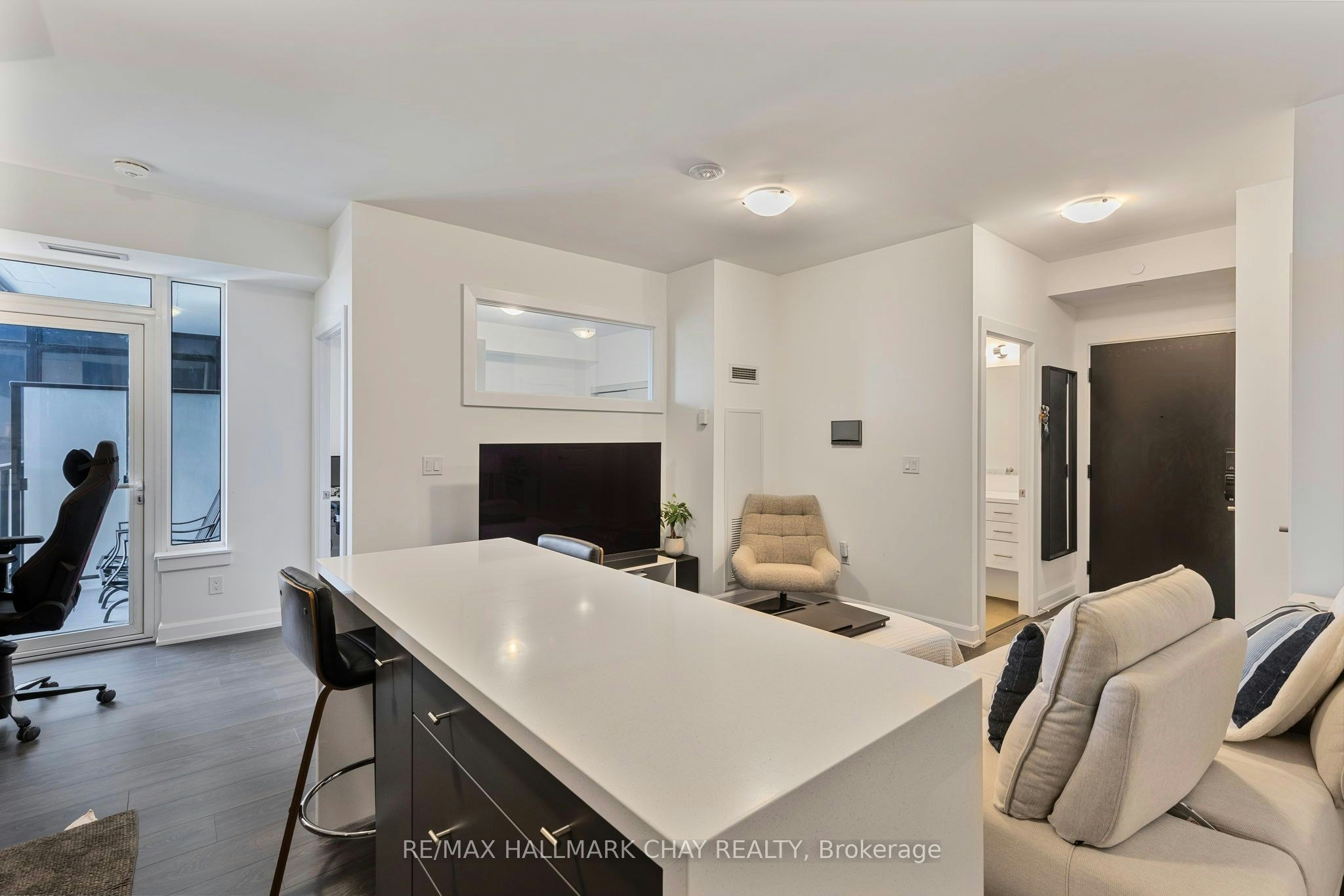 901-3200 William Coltson Avenue, Oakville, ON, L6H 7W6 - 6