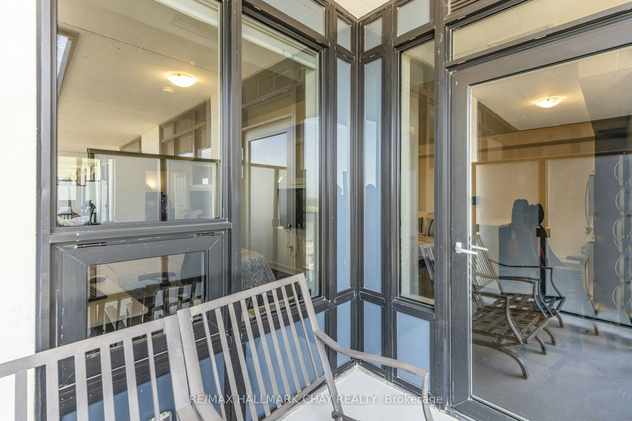 901-3200 William Coltson Avenue, Oakville, ON, L6H 7W6 - 13