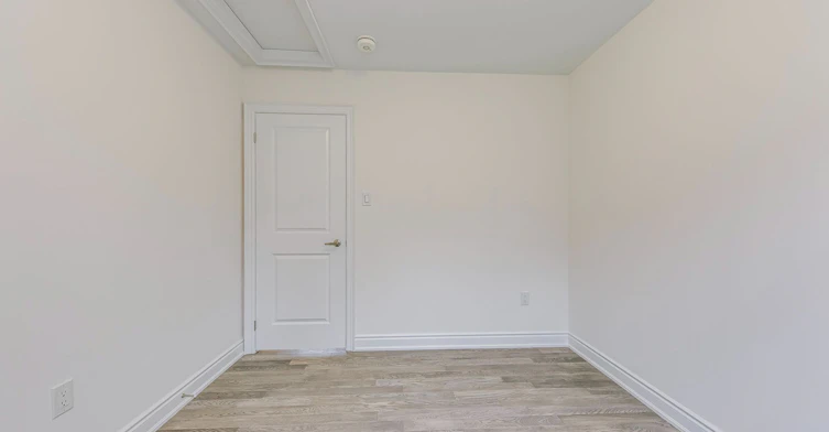 2581 Islington Avenue, Toronto, ON, M9V 4A2 - 33