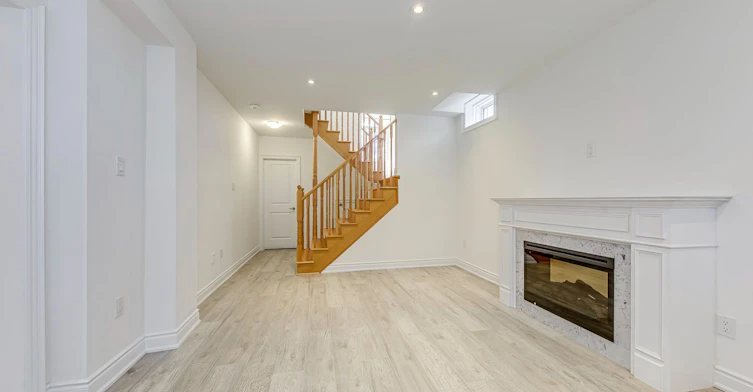 2581 Islington Avenue, Toronto, ON, M9V 4A2 - 40