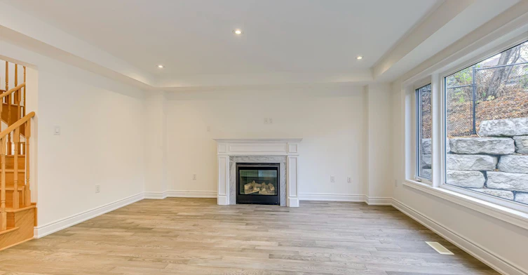 2581 Islington Avenue, Toronto, ON, M9V 4A2 - 13