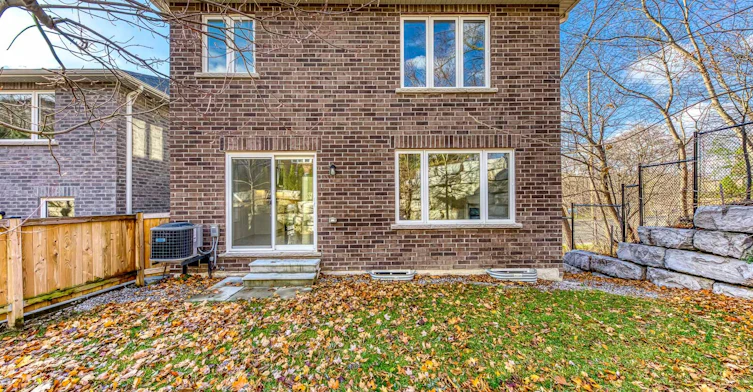 2581 Islington Avenue, Toronto, ON, M9V 4A2 - 44