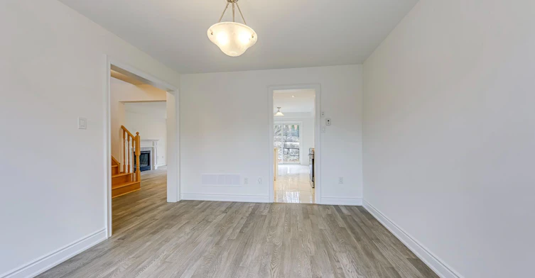 2581 Islington Avenue, Toronto, ON, M9V 4A2 - 10
