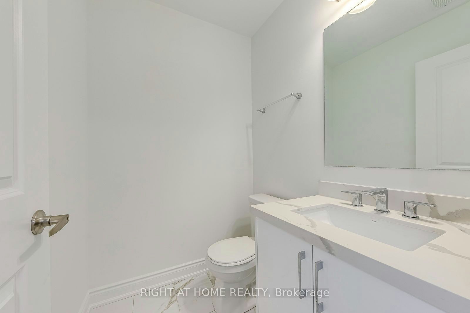 2581 Islington Avenue, Toronto, ON, M9V 4A2 - 41