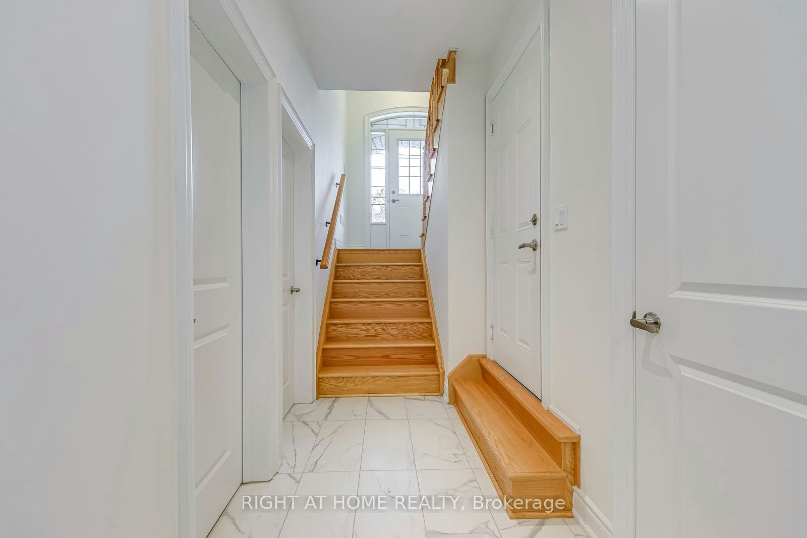 2579 Islington Avenue, Toronto, ON, M9V 4A2 - 36