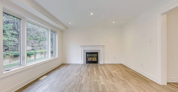 2579 Islington Avenue, Toronto, ON, M9V 4A2 - 7