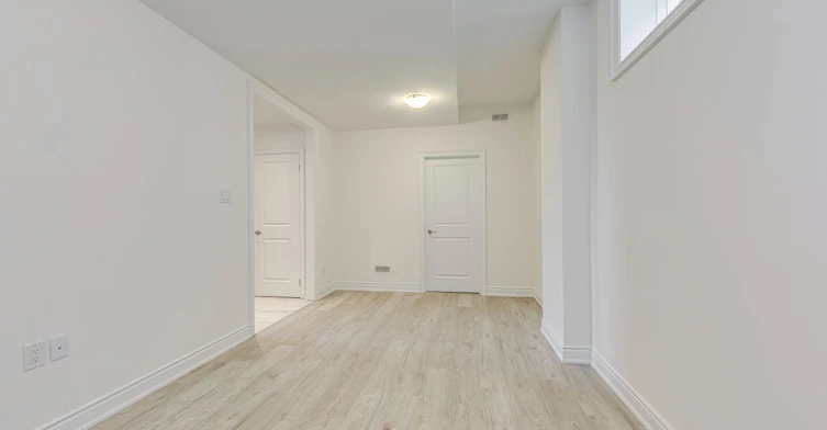 2579 Islington Avenue, Toronto, ON, M9V 4A2 - 39