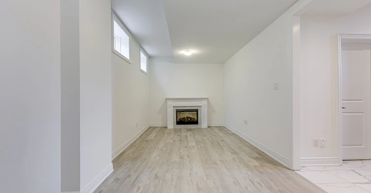 2579 Islington Avenue, Toronto, ON, M9V 4A2 - 37