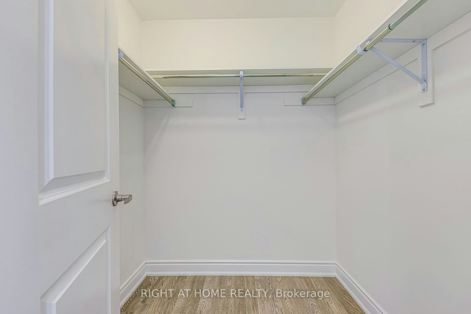 2579 Islington Avenue, Toronto, ON, M9V 4A2 - 29