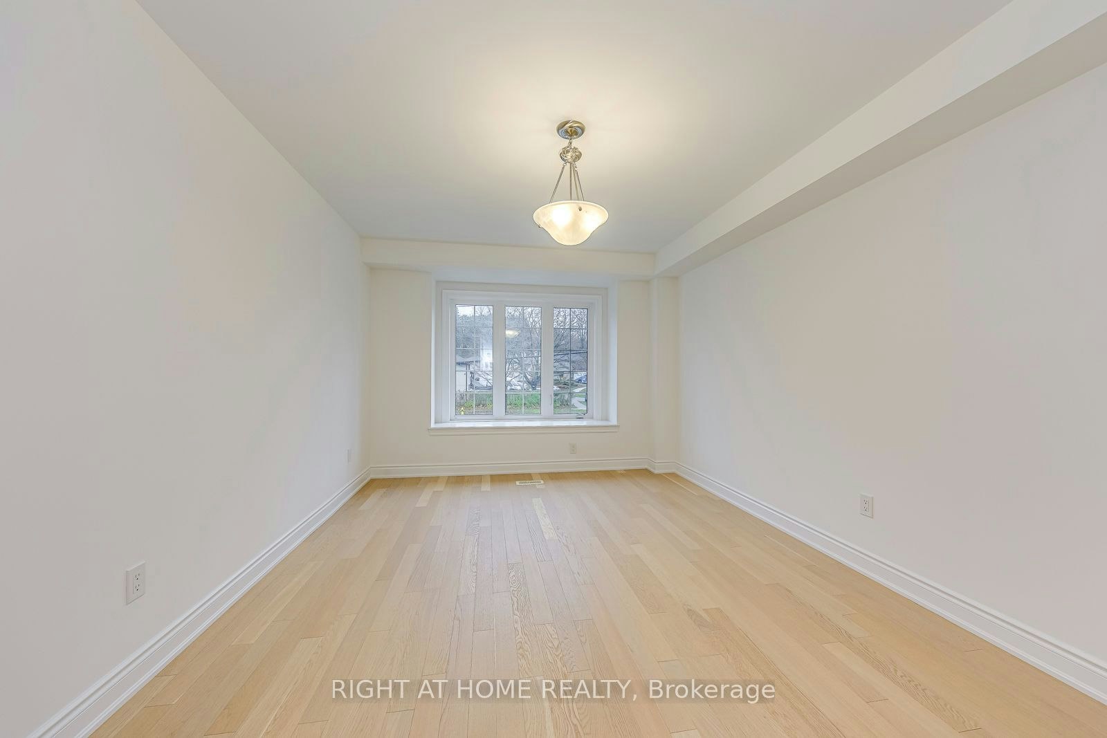 2577 Islington Avenue, Toronto, ON, M9V 4A2 - 16