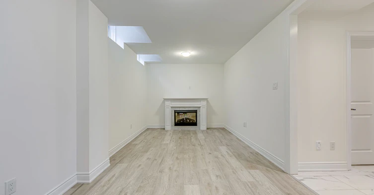 2577 Islington Avenue, Toronto, ON, M9V 4A2 - 37
