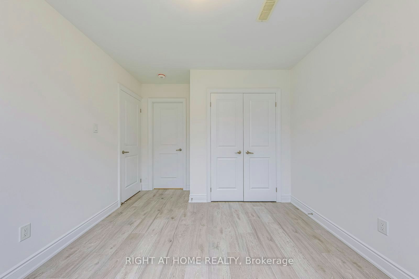 2577 Islington Avenue, Toronto, ON, M9V 4A2 - 41