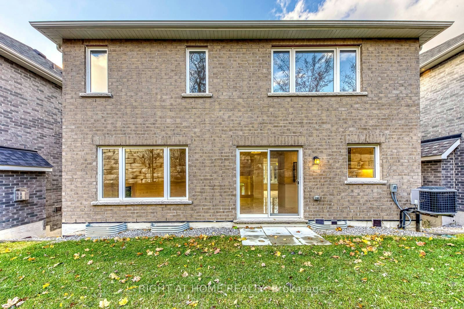 2577 Islington Avenue, Toronto, ON, M9V 4A2 - 45